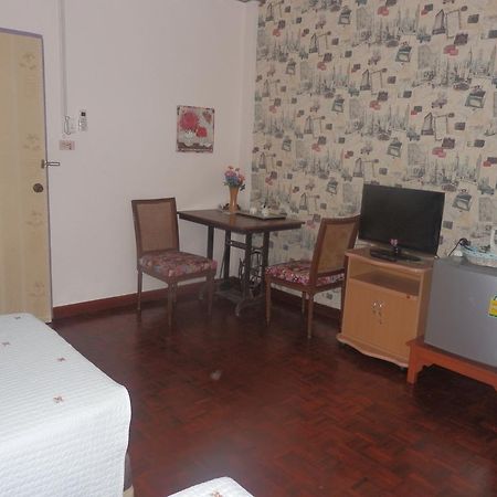 Hua Hin Tour Guesthouse Ngoại thất bức ảnh