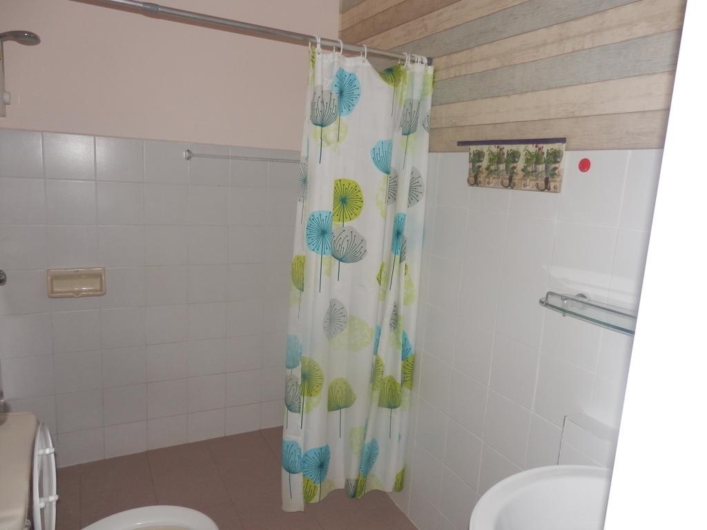 Hua Hin Tour Guesthouse Ngoại thất bức ảnh