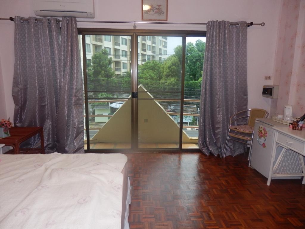 Hua Hin Tour Guesthouse Ngoại thất bức ảnh
