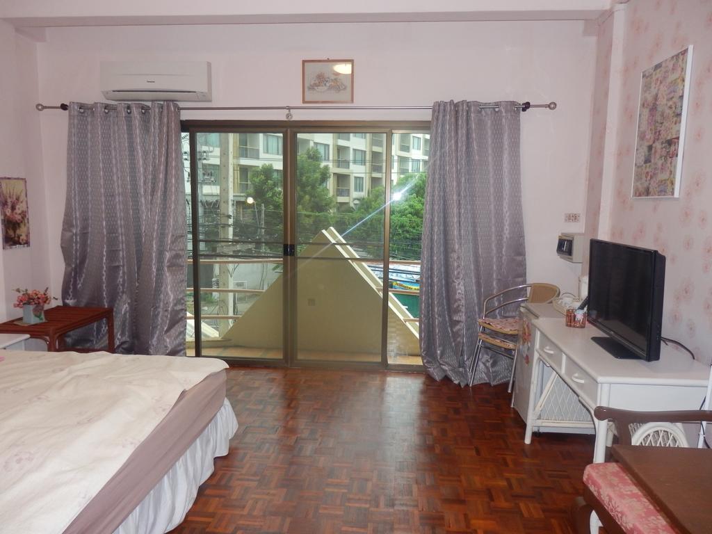 Hua Hin Tour Guesthouse Ngoại thất bức ảnh